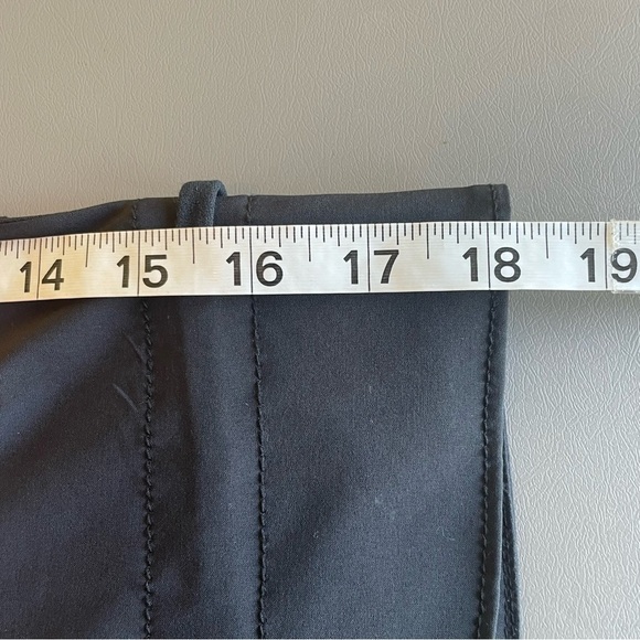 Athleta Dipper Crop pants Black sz 8 - Picture 16 of 16